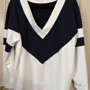 SHEIN Curve White Top